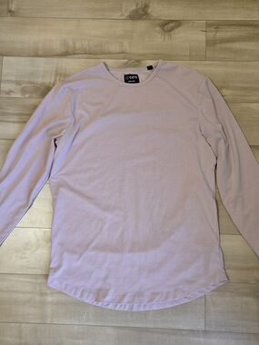 Cuts Clothing Menโs Medium AO Long Sleeve Curve-Hem | Lavender PYCA Pro